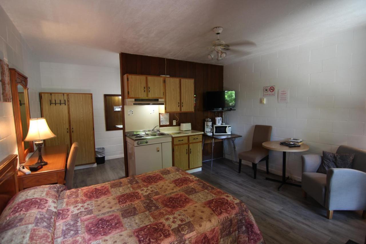 Motel Lennoxville Σέρμπρουκ Εξωτερικό φωτογραφία
