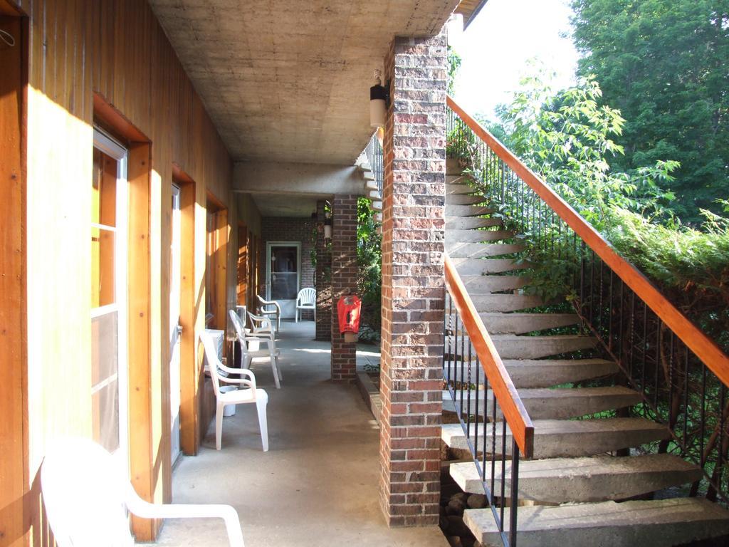 Motel Lennoxville Σέρμπρουκ Εξωτερικό φωτογραφία