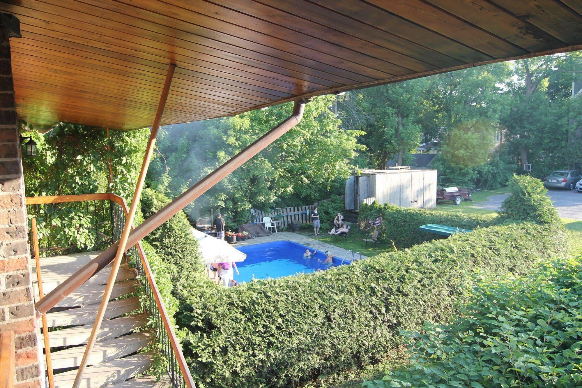 Motel Lennoxville Σέρμπρουκ Εξωτερικό φωτογραφία